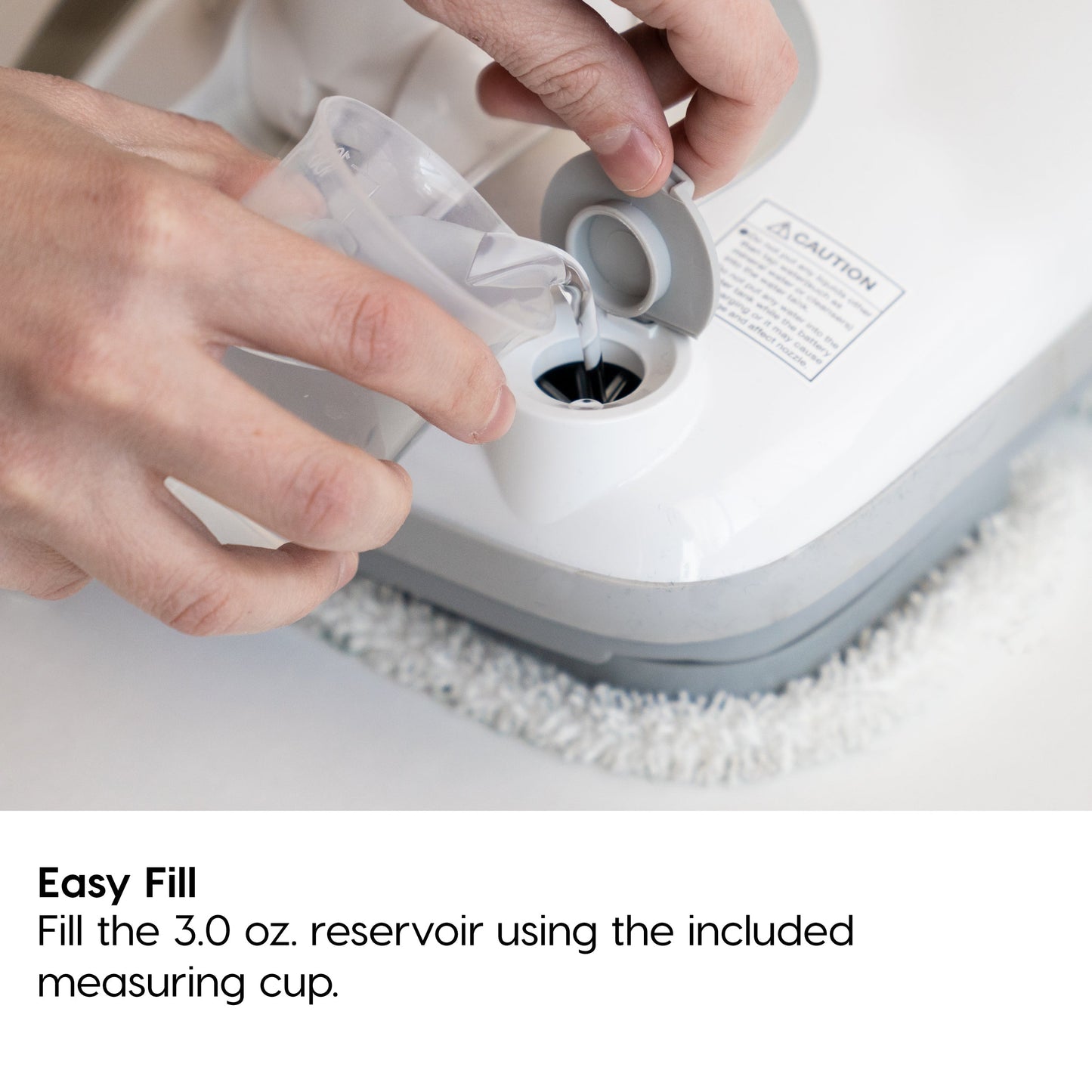 Electric Mop Cordless Vibrating with Water Spray with 8 Cleaning Pads - IRIS USA, Inc.