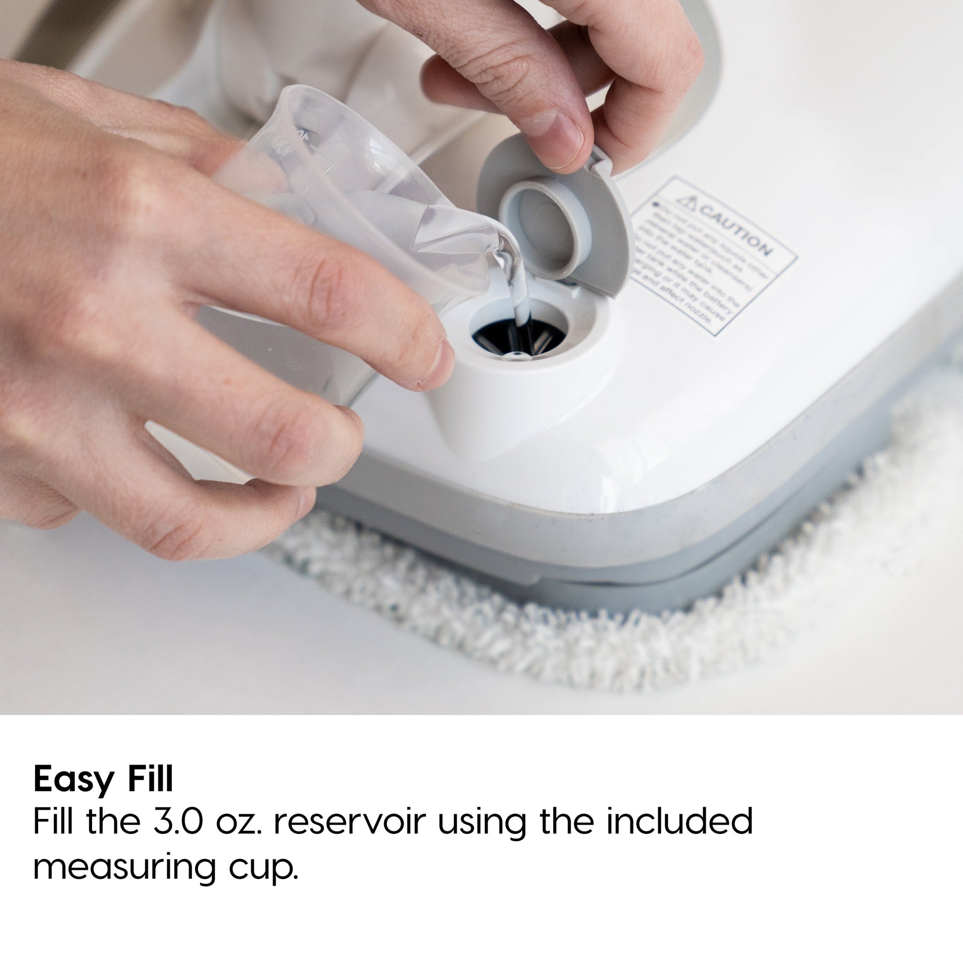 Electric Mop Cordless Vibrating with Water Spray with 8 Cleaning Pads - IRIS USA, Inc.
