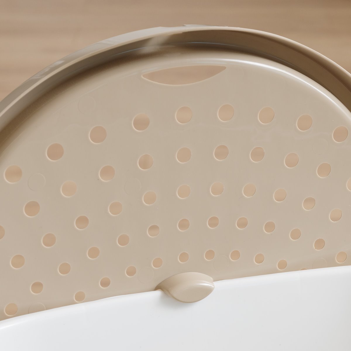 #color_white-almond