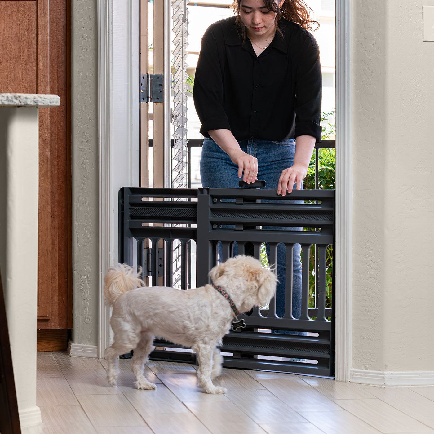 24"-39" Portable Expandable Pet Gate - IRIS USA, Inc.